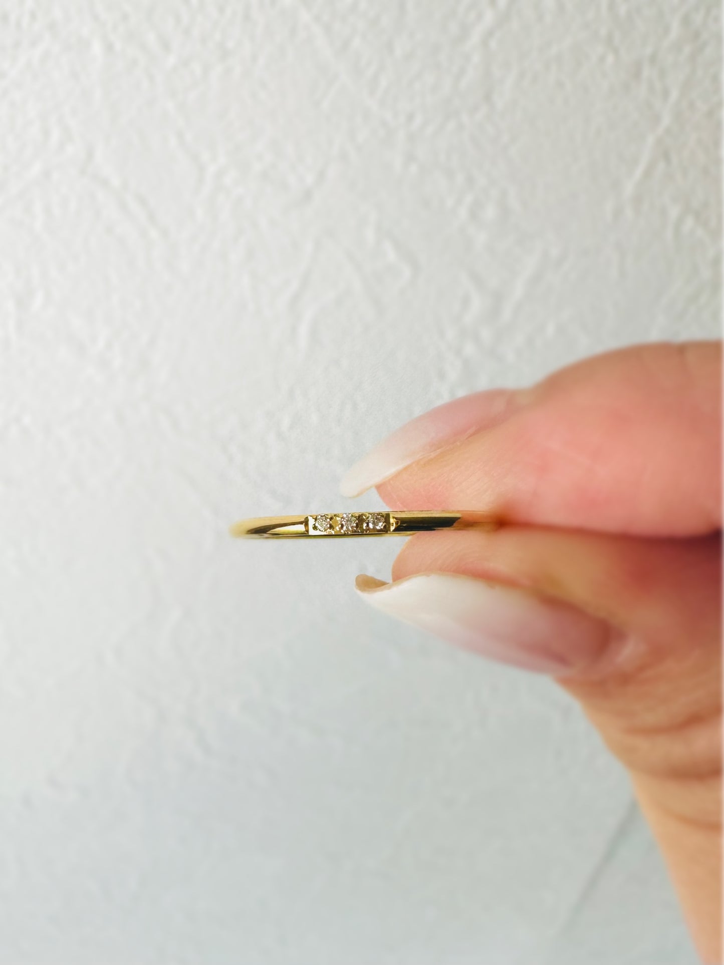 Ultra thin 3 stones ring #R0001