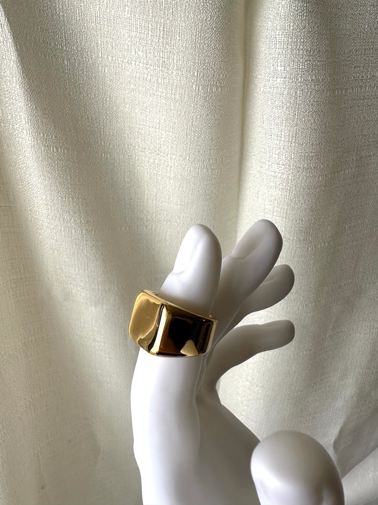 Square flat top ring #R0009