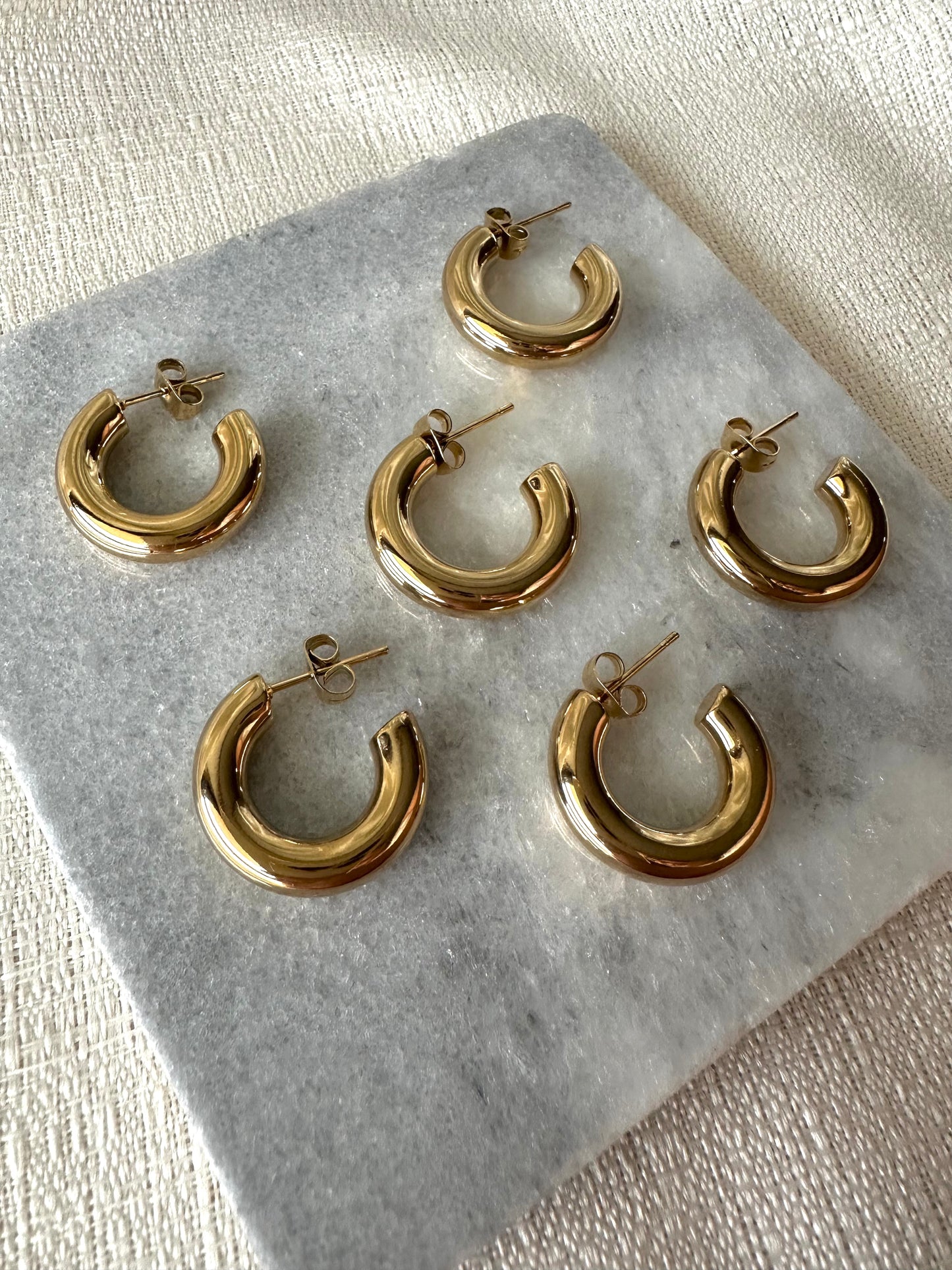 Simple hoop earrings #E0013