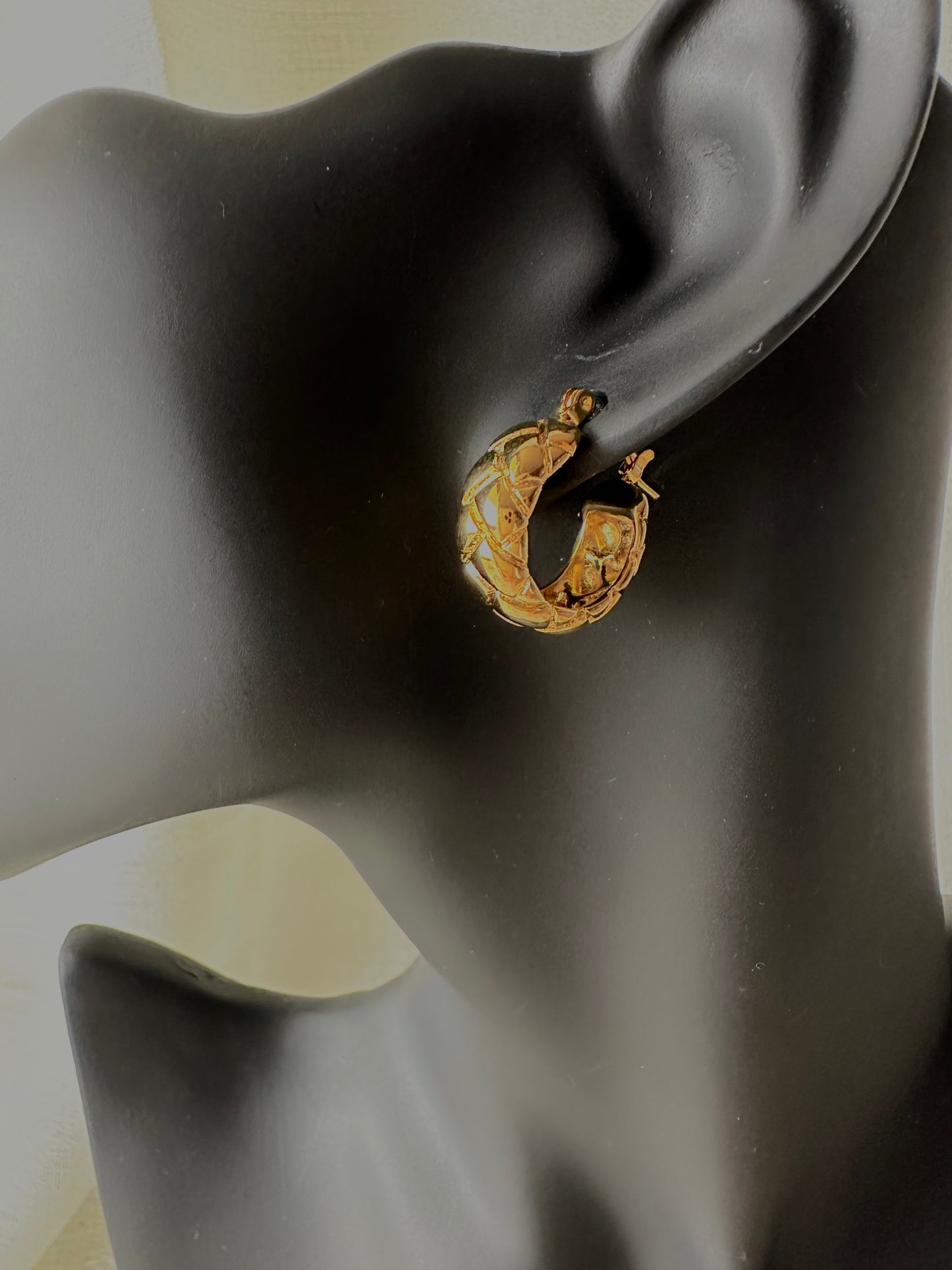 Chunky waffle hoop earrings #E0006