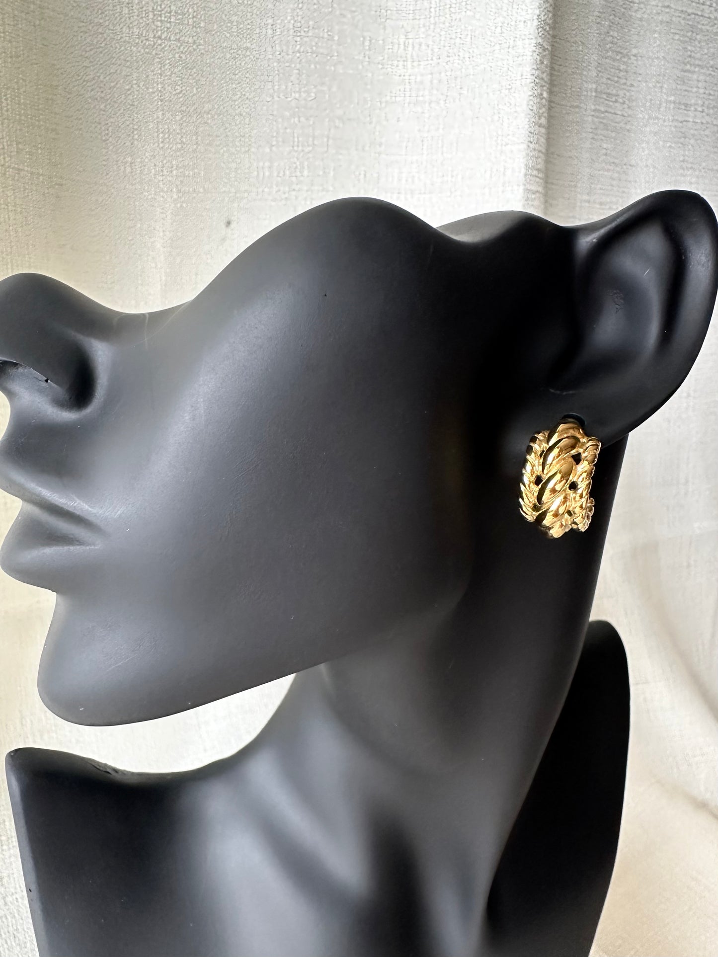 Vintage inspired hoop earrings #E0008