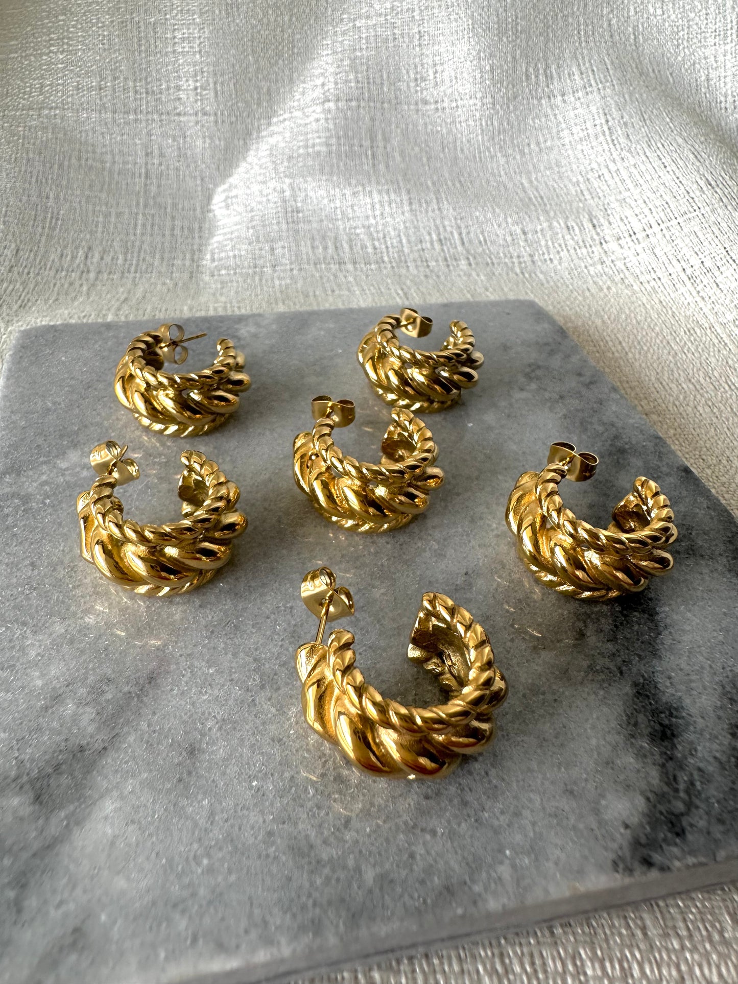 Vintage inspired hoop earrings #E0008