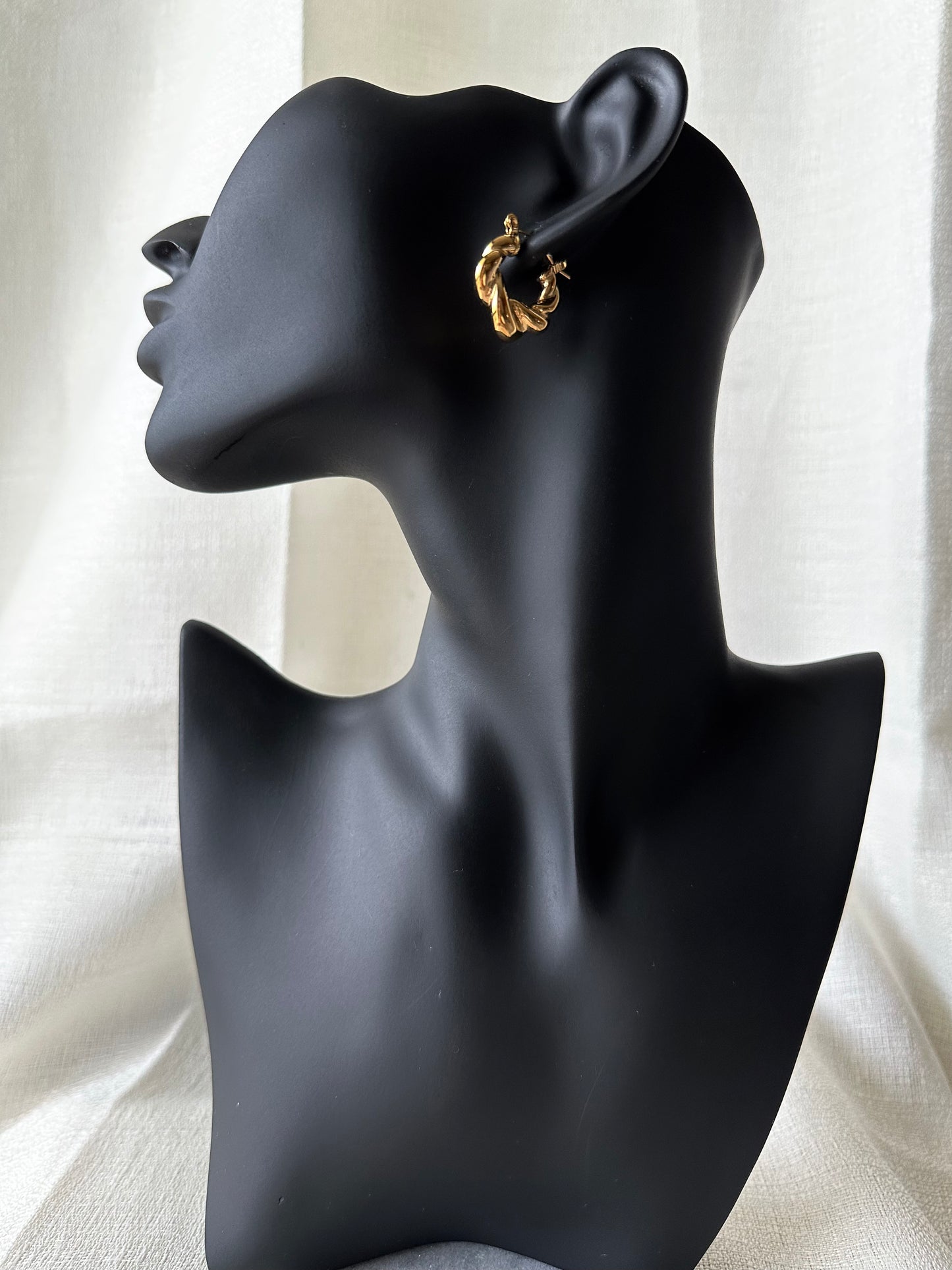 Vintage inspired twisted hoop earrings #E0009