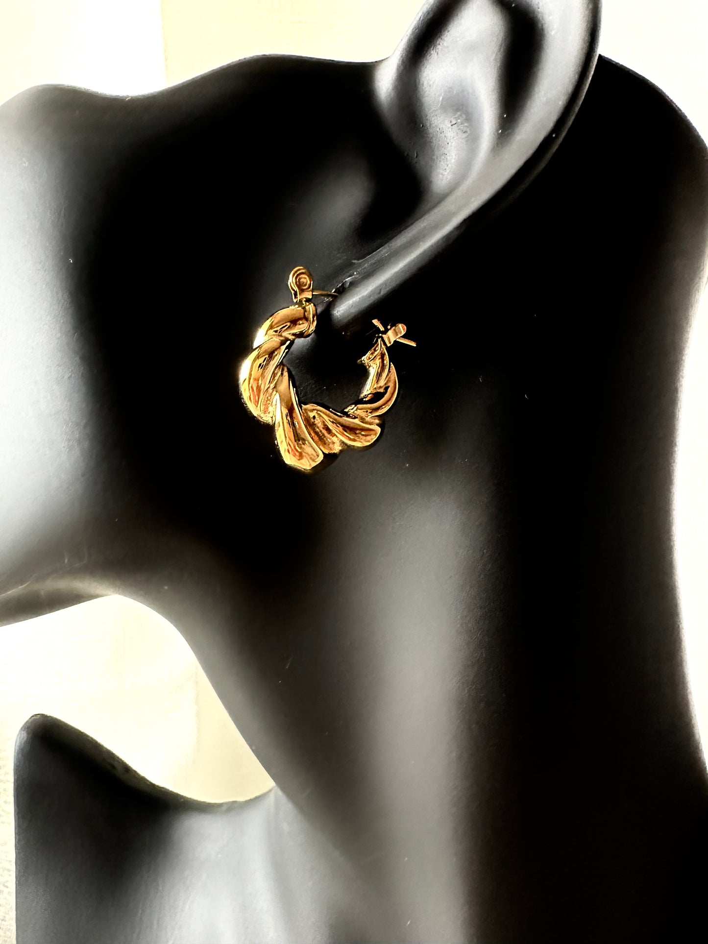 Vintage inspired twisted hoop earrings #E0009