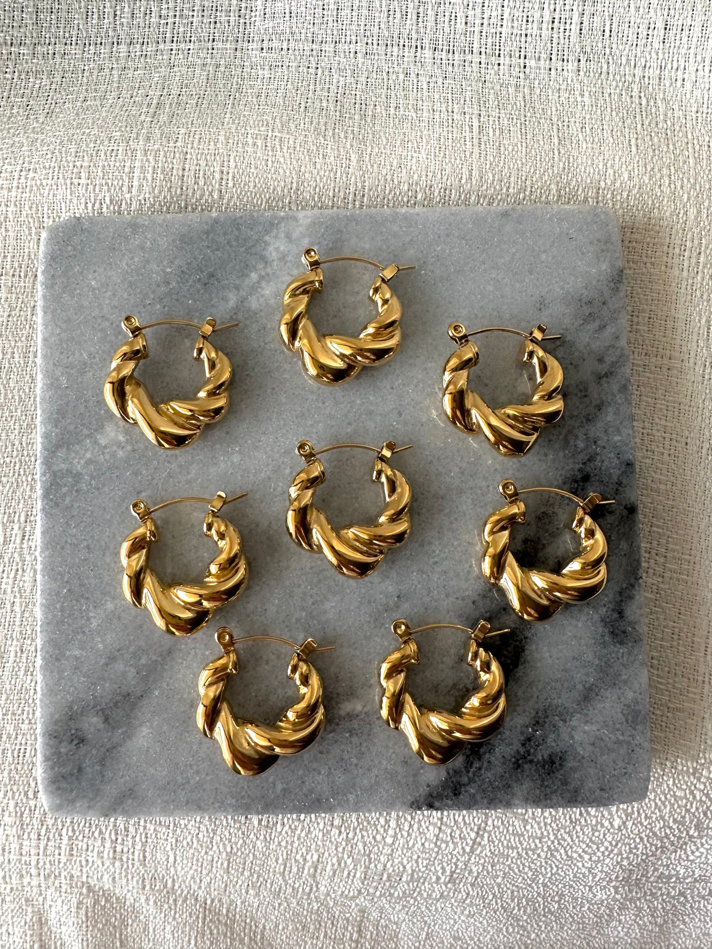 Vintage inspired twisted hoop earrings #E0009