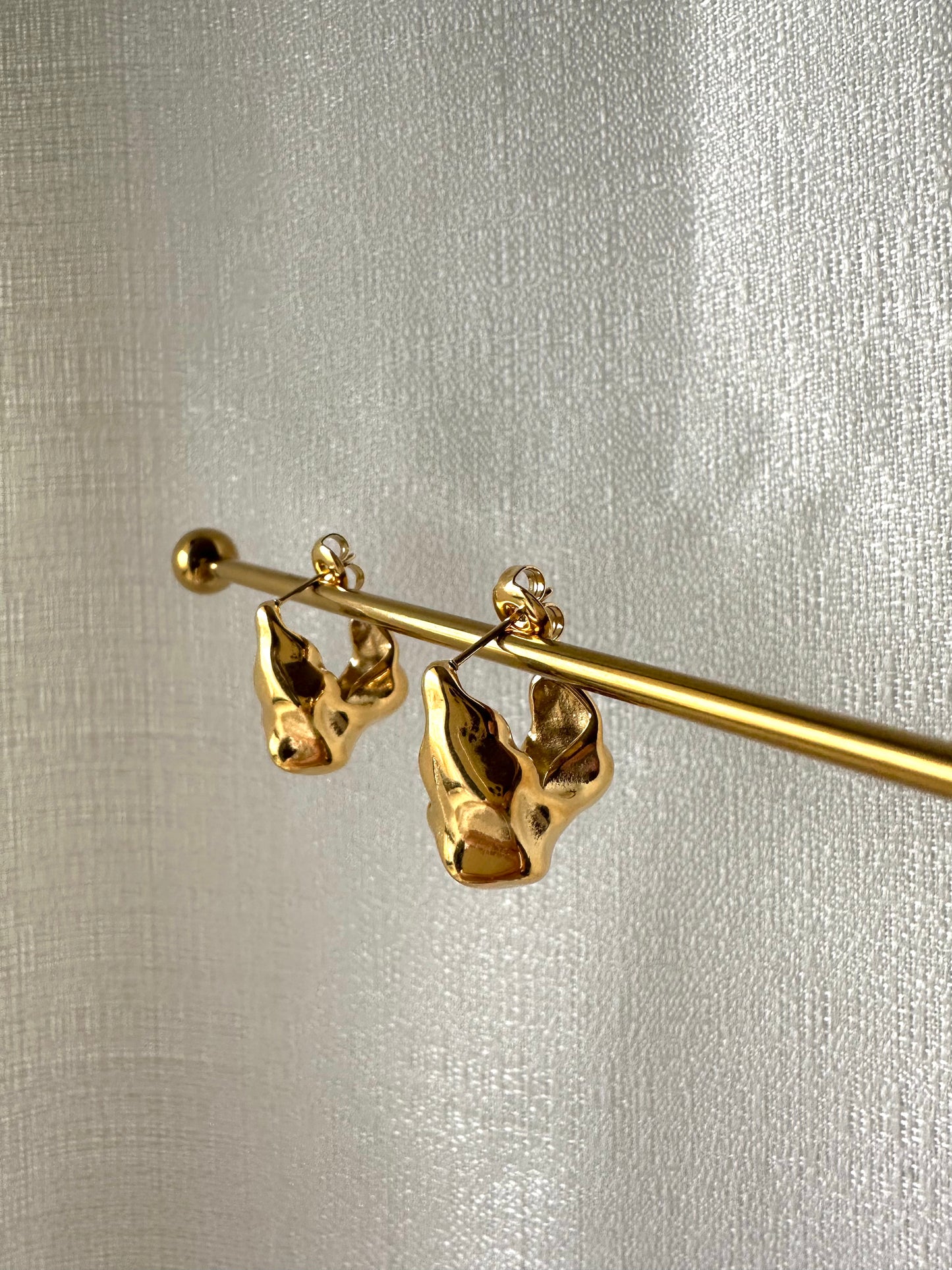 Vintage inspired hoop earrings #E0010